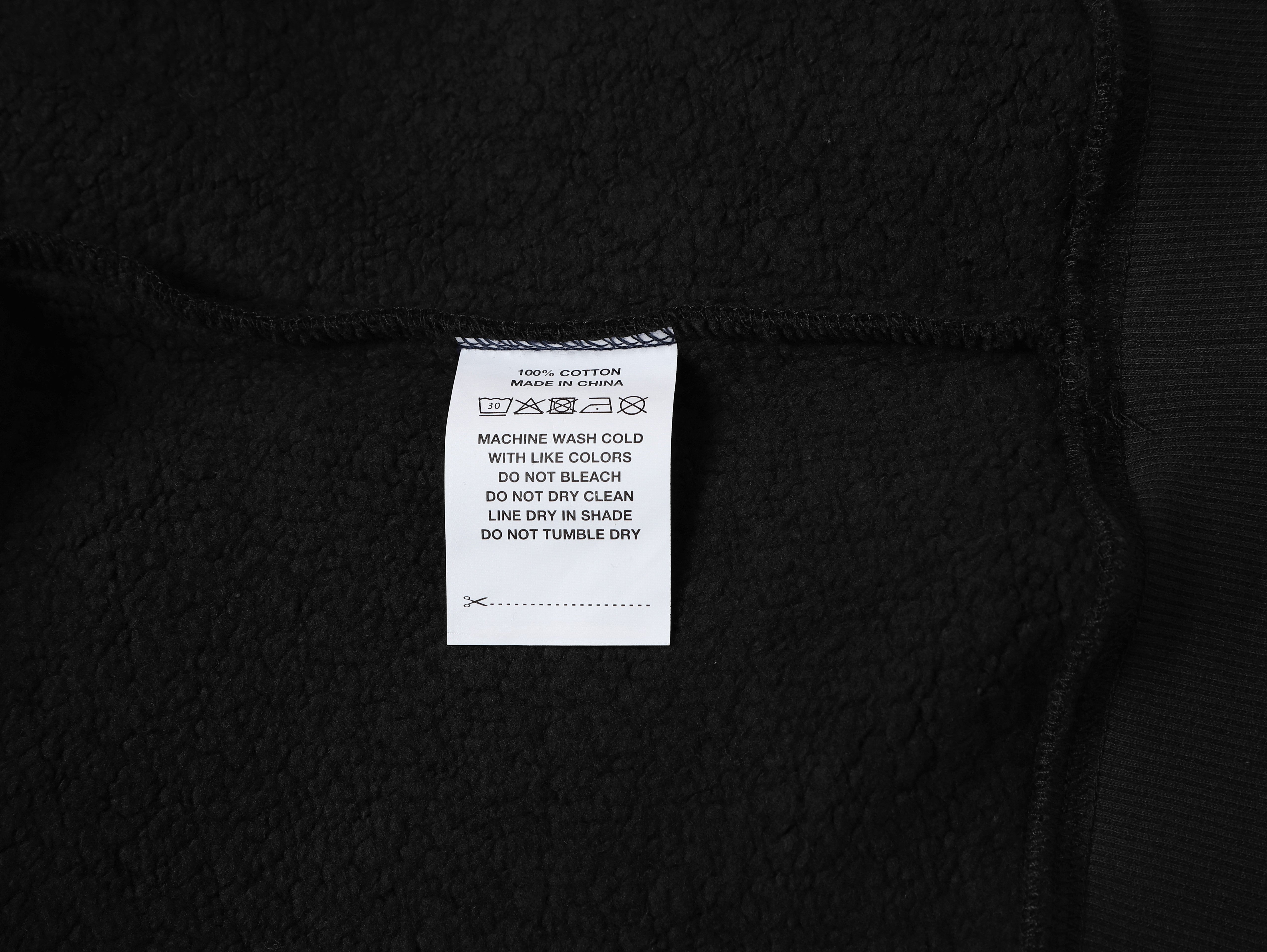BLANCKS PULLOVER HOODIE W/ POCKETS - BLACK