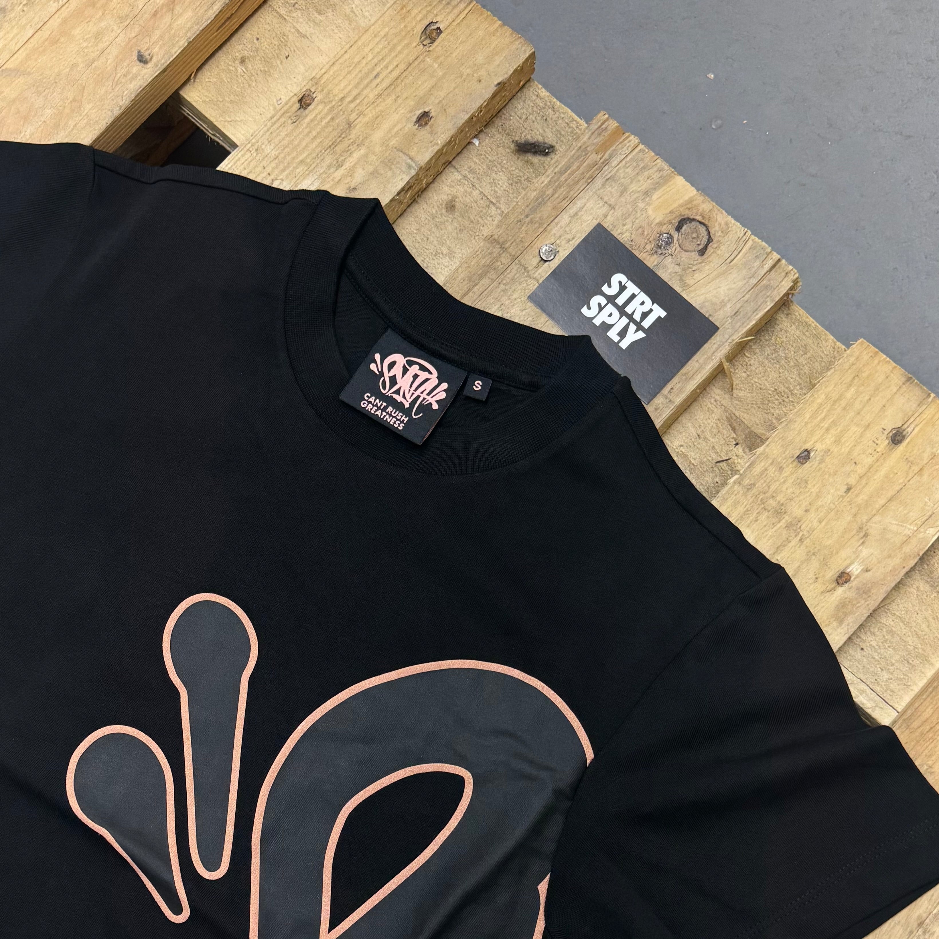 T-Shirt & Shorts Logo Set - Black / Rose Gold
