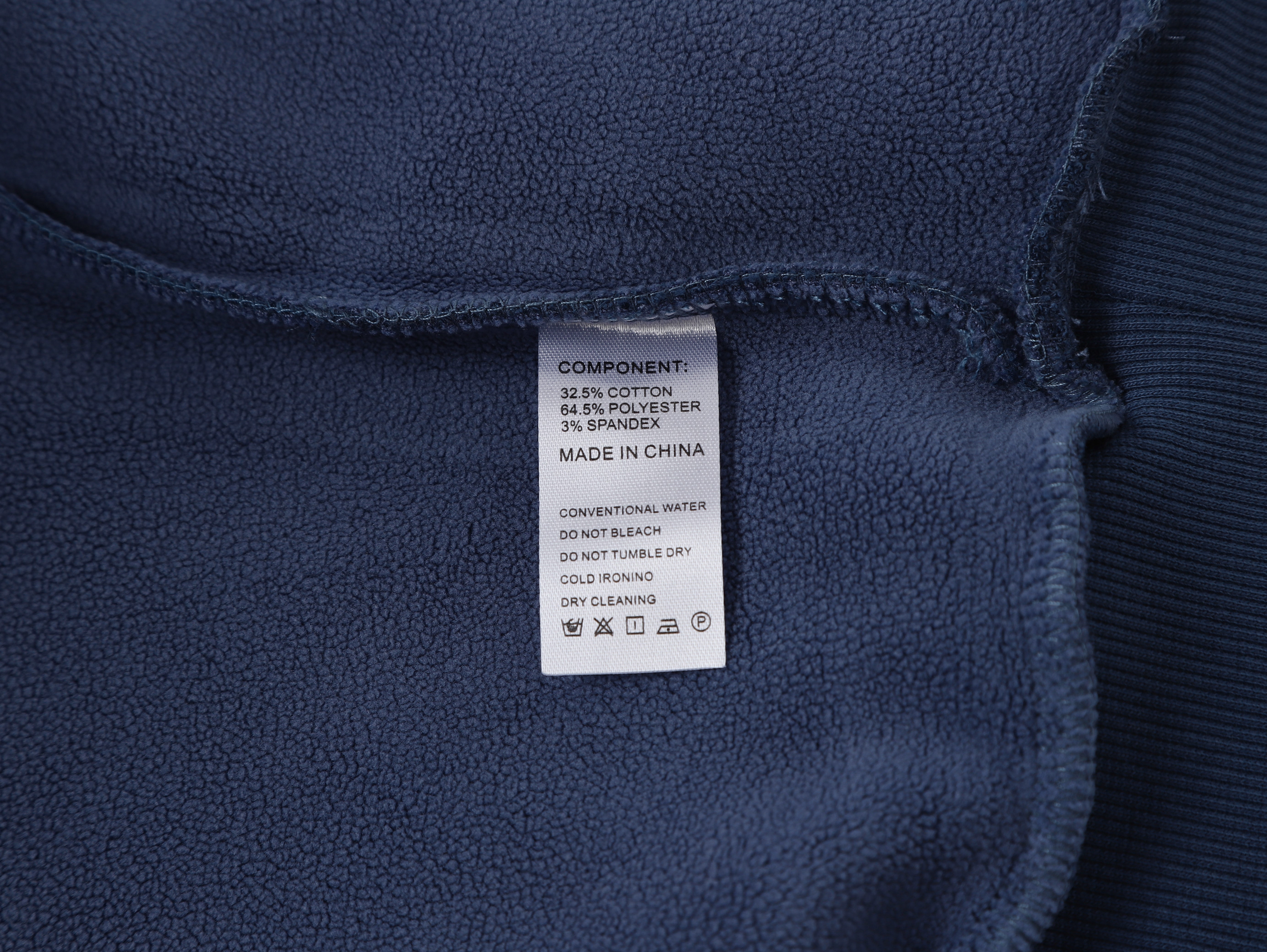 BLANCKS PULLOVER HOODIE - NAVY BLUE