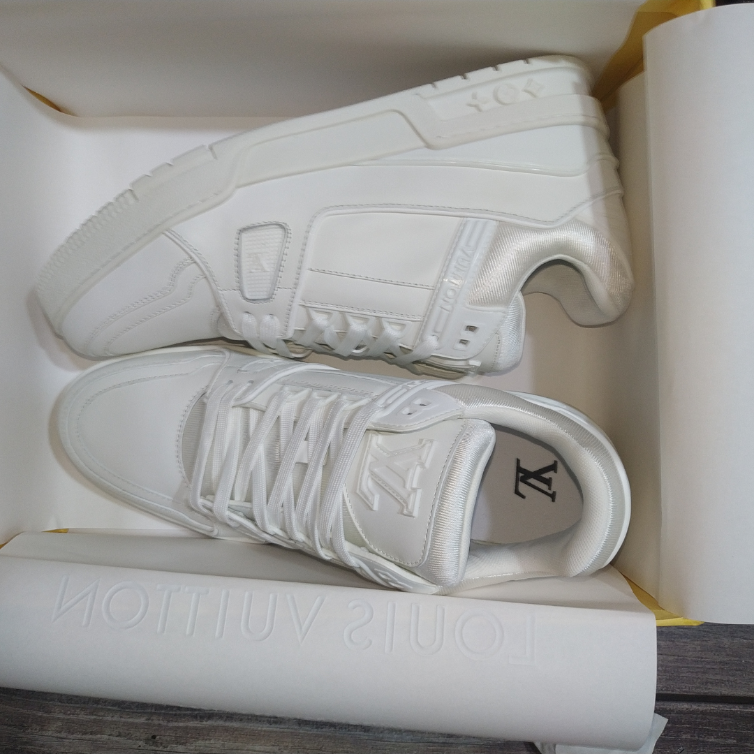 Sneakers - White
